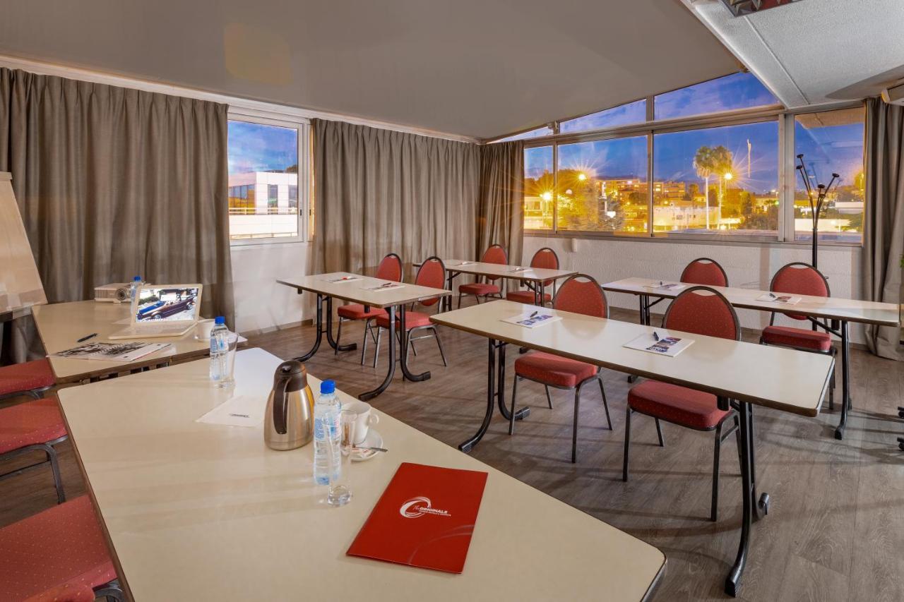 The Originals City, Hotel Galaxie, Nice Aeroport Saint-Laurent-du-Var Dış mekan fotoğraf