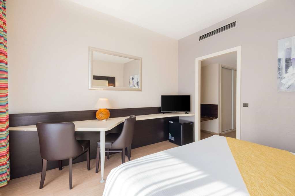 The Originals City, Hotel Galaxie, Nice Aeroport Saint-Laurent-du-Var Oda fotoğraf